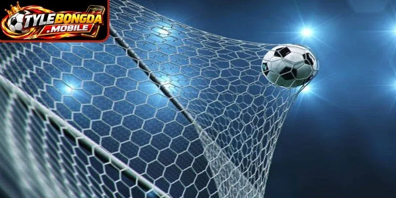 VAR là công cụ hỗ trợ trọng tài để kiểm tra lại trận đấu